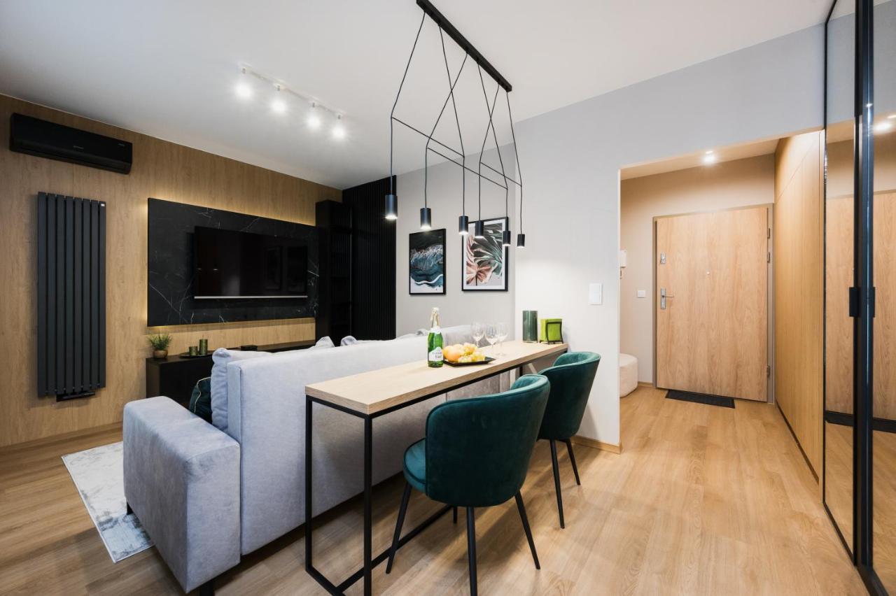 Tauron Arena Apartment With Garage - Krakow Lema ภายนอก รูปภาพ