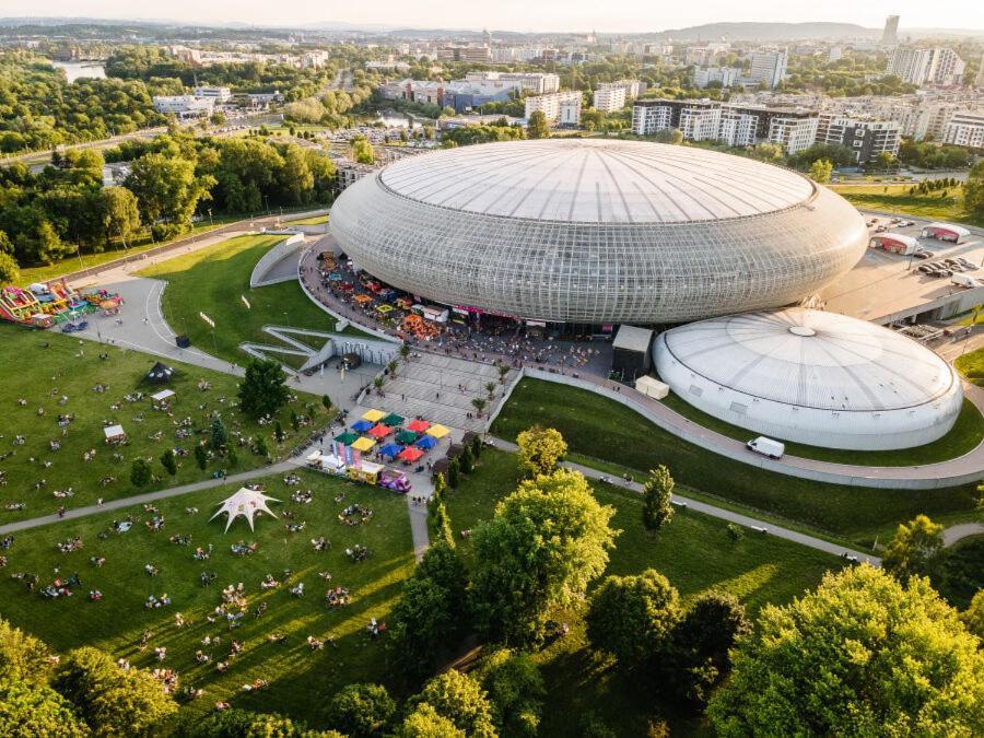 Tauron Arena Apartment With Garage - Krakow Lema ภายนอก รูปภาพ